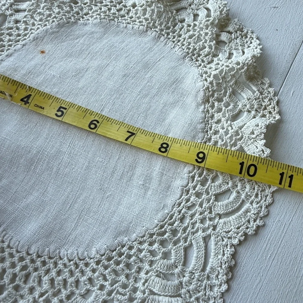 Vintage White Linen Crochet Doilies Set of 3 Round Lace Table Linens 12-16in